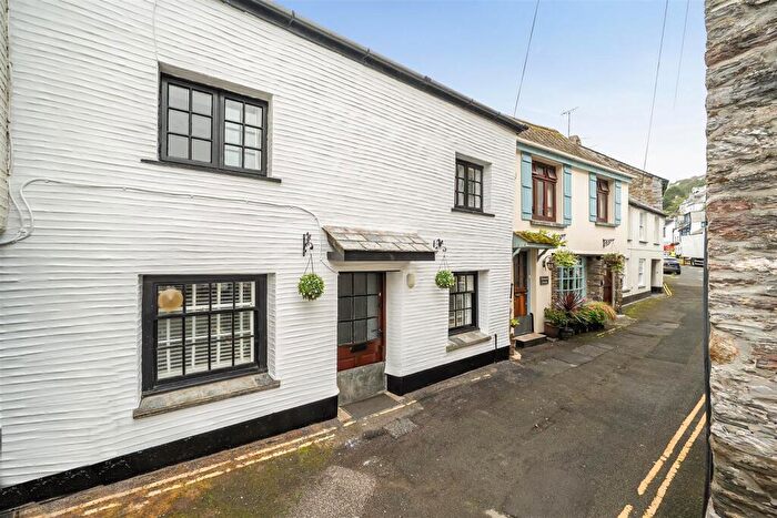 2 Bedroom House For Sale In Church Street, West Looe, Looe, PL13
