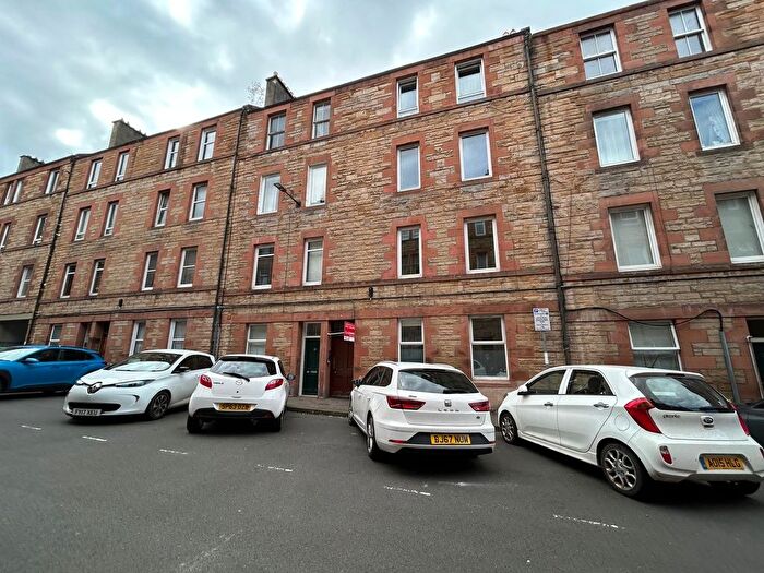 2 Bedroom Flat To Rent In Milton Street, Edinburgh, Midlothian, EH8