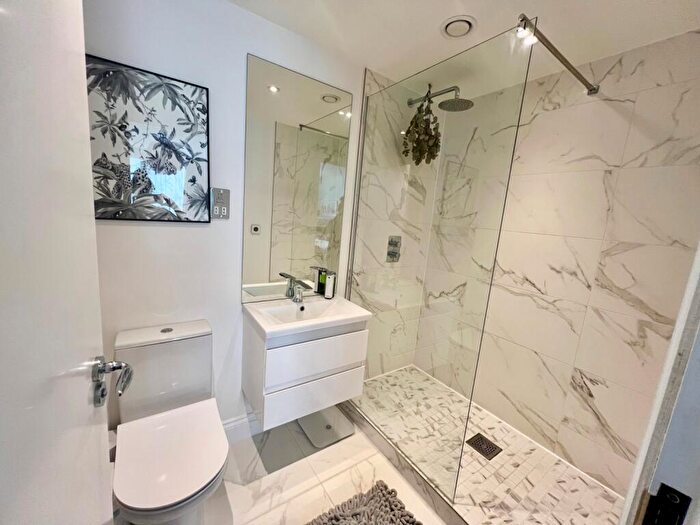3 Bedroom Apartment For Sale In The Winerack, Ipswich Waterfront, IP4