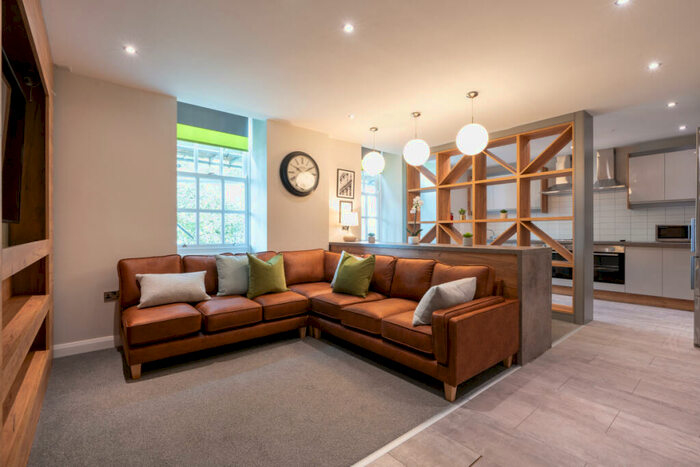 7 Bedroom Flat To Rent In Jesmond View, Newcastle, NE2