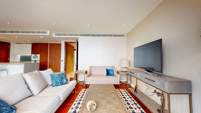 3 Bedroom Flat To Rent In Cremer Street, London, E2