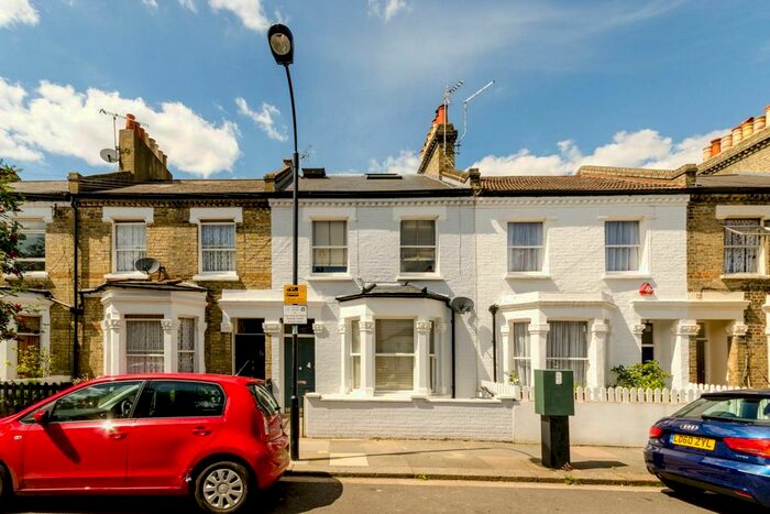 1 Bedroom Flat To Rent In Prothero Road, Fulham, London, SW6