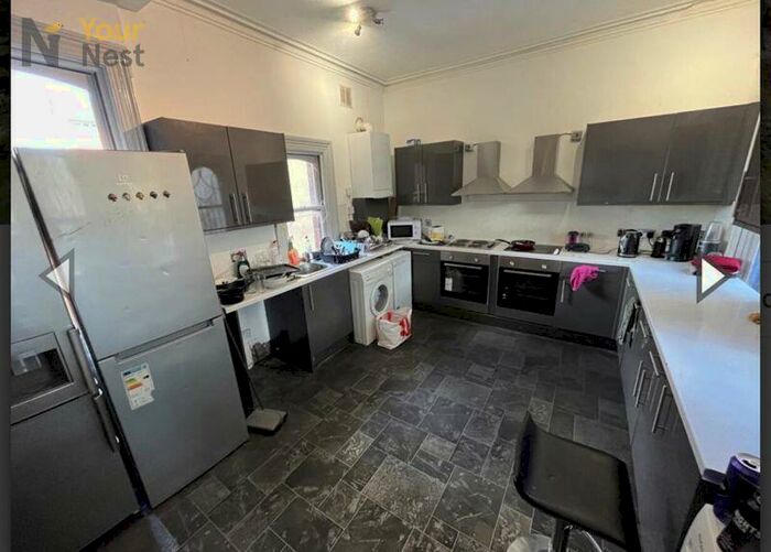 11 Bedroom Terraced House To Rent In St. Johns Terrace, Leeds, LS3