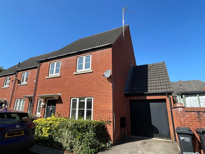4 Bedroom End Of Terrace House To Rent In Forge Road, Dursley, GL11
