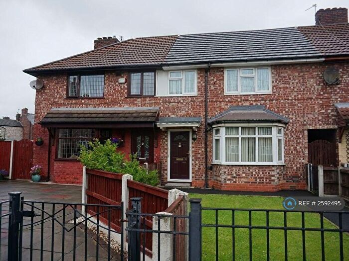 4 Bedroom Terraced House To Rent In Wandsworth Avenue, Manchester, M11