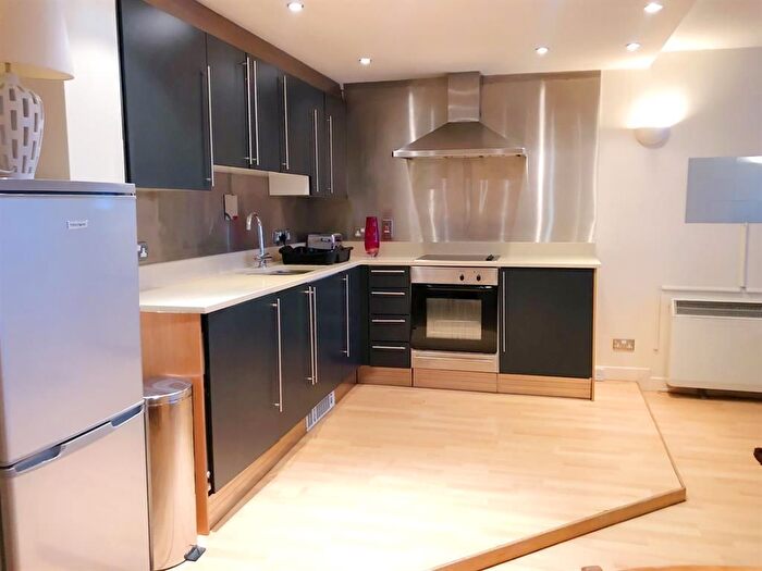 2 Bedroom Flat To Rent In Park Row, Leeds, LS1
