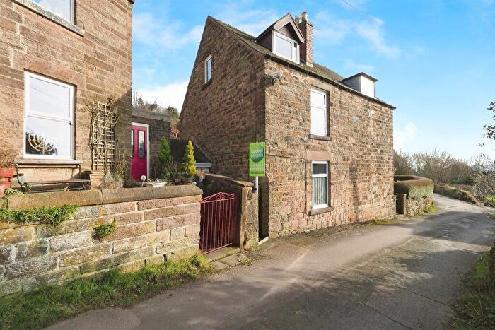 2 Bedroom Cottage For Sale In Hindersitch Lane, Whatstandwell, Matlock, DE4