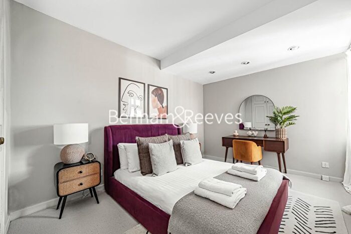 1 Bedroom Flat To Rent In Clifford's Inn, Fetter Lane, EC4A