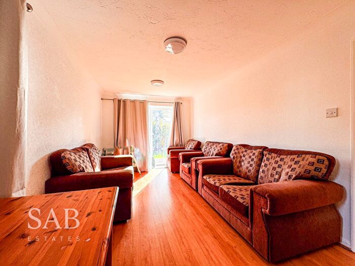 1 Bedroom Flat To Rent In Coraline Close, Southall, UB1