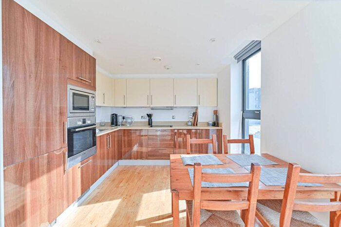 2 Bedroom Flat For Sale In Union House, Woolwich, London, SE18