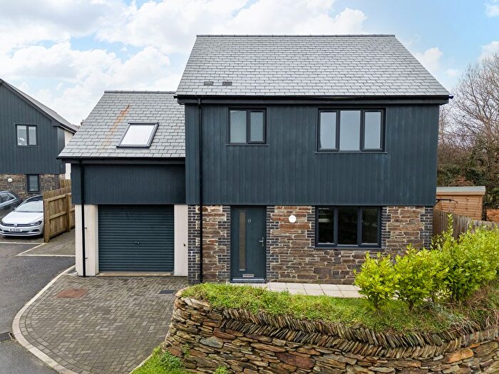 3 Bedroom Detached House For Sale In Poltair Close, Barripper, TR14