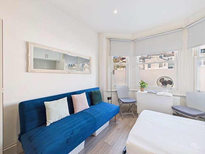 Studio To Rent In Seafield Road, Hove, BN3