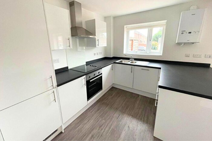 Apartment To Rent In Blanchfort Close, Tile Hill, Coventry, West Midlands, CV4