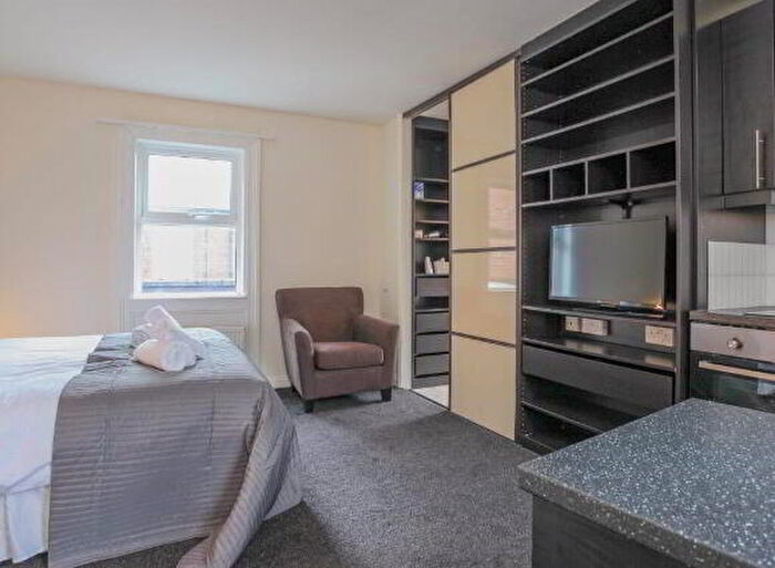 1 Bedroom Apartments To Rent In Apt, Wellington Park, Belfast, BT9