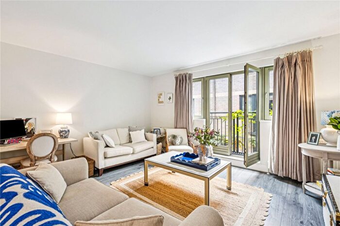 2 Bedroom Terraced House For Sale In Kensington Gardens Square, London, W2