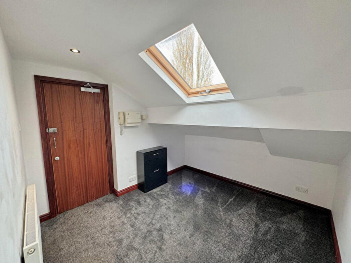 1 Bedroom Flat To Rent In Wilbraham Road, Manchester, M21