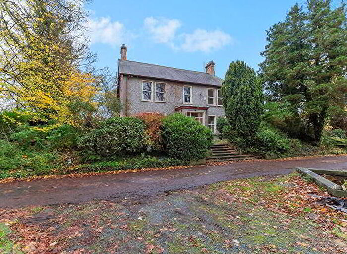 7 Bedroom Detached House For Sale In Hillhall Road, Lisburn, BT27