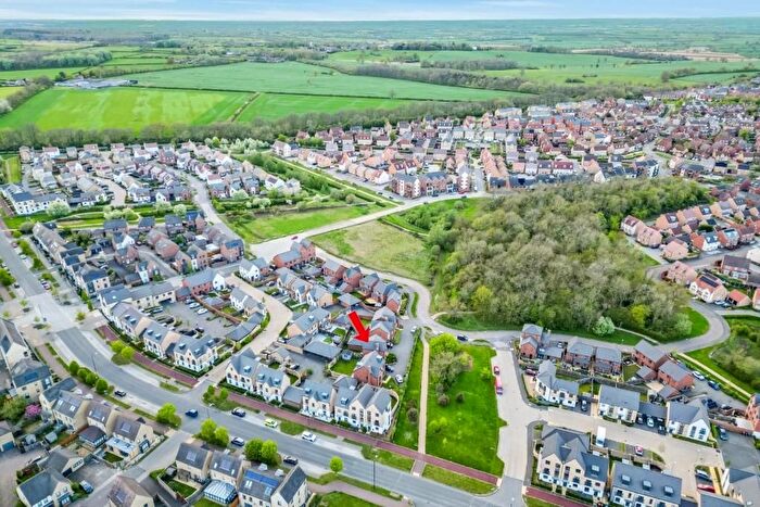 5 Bedroom Detached House For Sale In Ince Way, Kingsmead, Milton Keynes, MK4