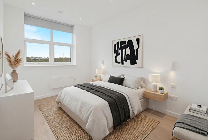 1 Bedroom Flat To Rent In **Limited Offer: Weeks Rent Free - Sunrise Parkway, Milton Keynes, MK14