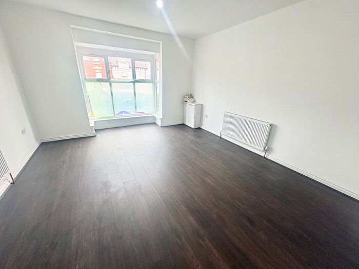 1 Bedroom Flat To Rent In Cape Hill, Smethwick, B66