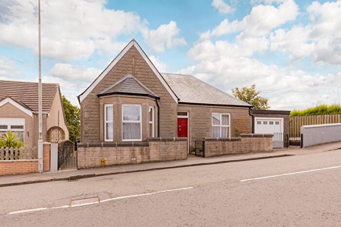 2 Bedroom Detached Bungalow For Sale In Stenhouse Street, Cowdenbeath, KY4