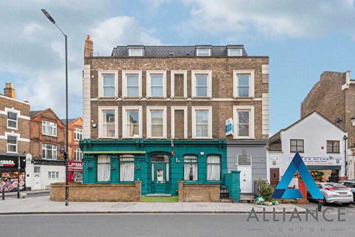 1 Bedroom Flat To Rent In Grace Lodge, , Clarence Road, E5