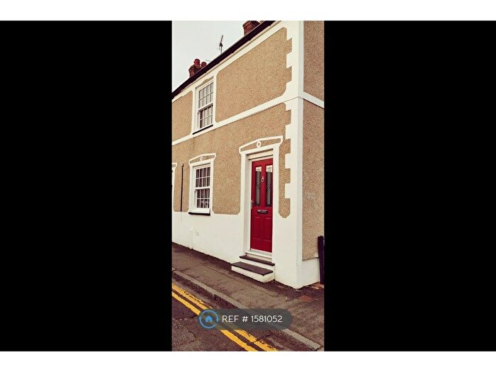 3 Bedroom End Of Terrace House To Rent In Rosemary Lane, Conwy, LL32