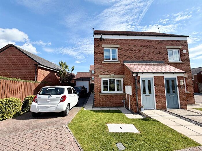 3 Bedroom House For Sale In Barnwell View, Herrington Burn, Houghton Le Spring, DH4