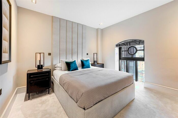 2 Bedroom Duplex For Sale In The Set, Cabul Road, Battersea, London, SW11