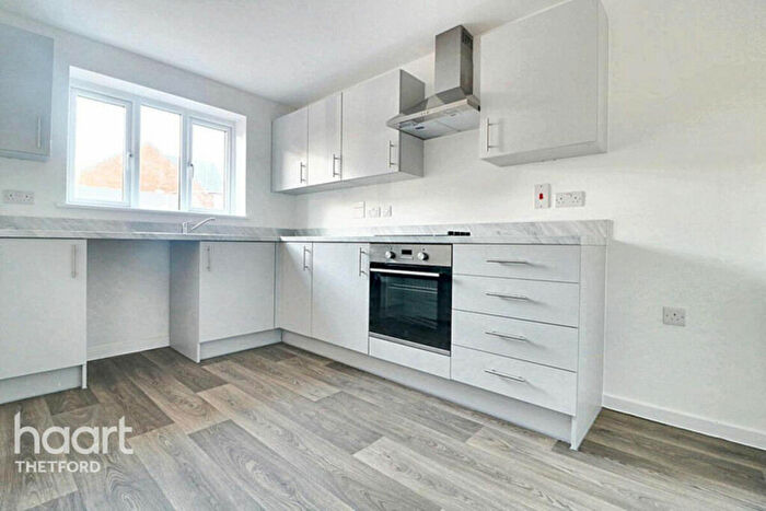 2 Bedroom Semi-Detached House For Sale In Flax Close, Lakenheath, IP27