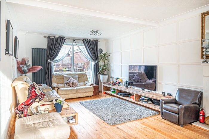 4 Bedroom Detached House For Sale In Manor Bridge Court, Tidworth, SP9