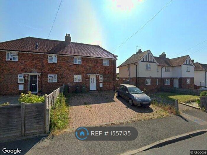 3 Bedroom Semi-Detached House To Rent In Northway, Guildford, GU2