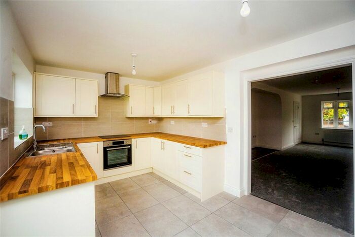 3 Bedroom Bungalow For Sale In Maidstone Road, Borough Green, Sevenoaks, Kent, TN15