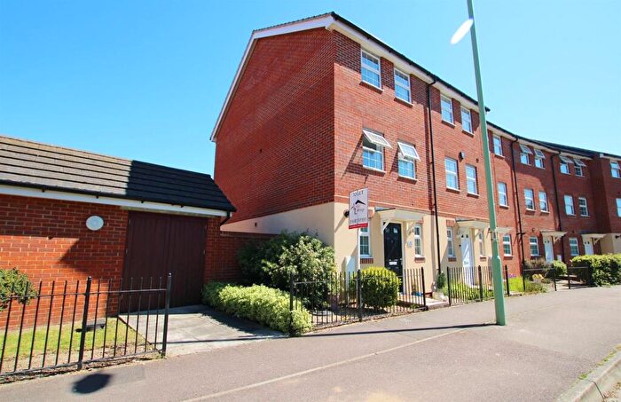 3 Bedroom End Of Terrace House To Rent In Hundred Acre Way, Red Lodge, IP28