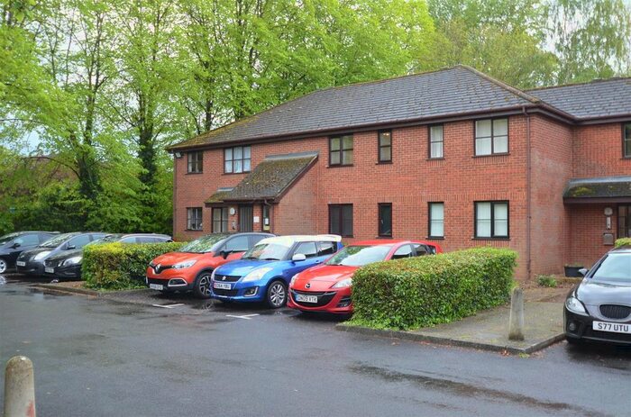 1 Bedroom Flat For Sale In Cranbrook, Woburn Sands, MK17