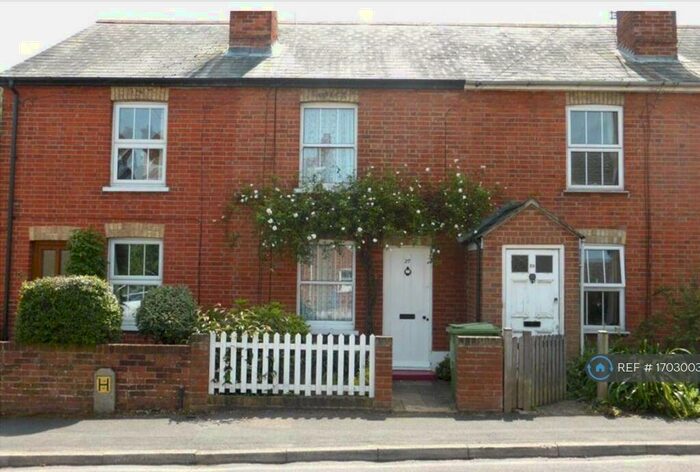 3 Bedroom Terraced House To Rent In High View Road, Farnborough, GU14
