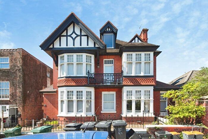 1 Bedroom Flat For Sale In Fonthill Road, Hove, BN3