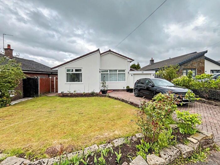 3 Bedroom Property For Sale In Pole Lane, Bury, BL9