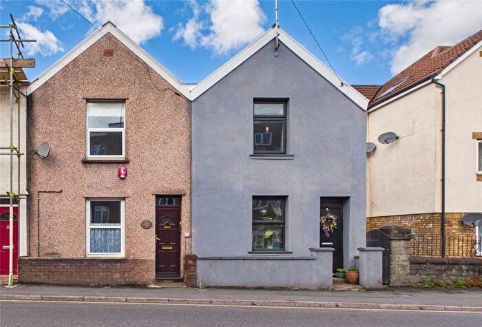 2 Bedroom Terraced House For Sale In Soundwell Road, Soundwell, Bristol, BS16