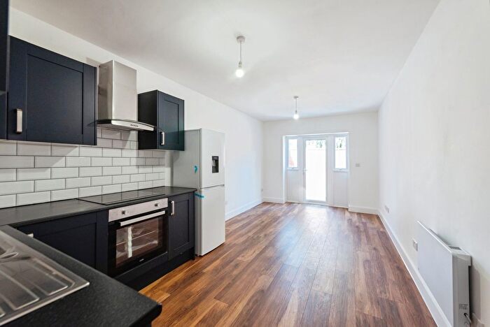 1 Bedroom Property To Rent In Victoria Road, Southampton, SO19