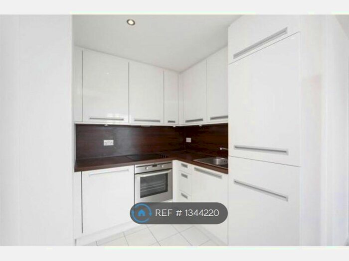 1 Bedroom Flat To Rent In Adana Building, London, SE13