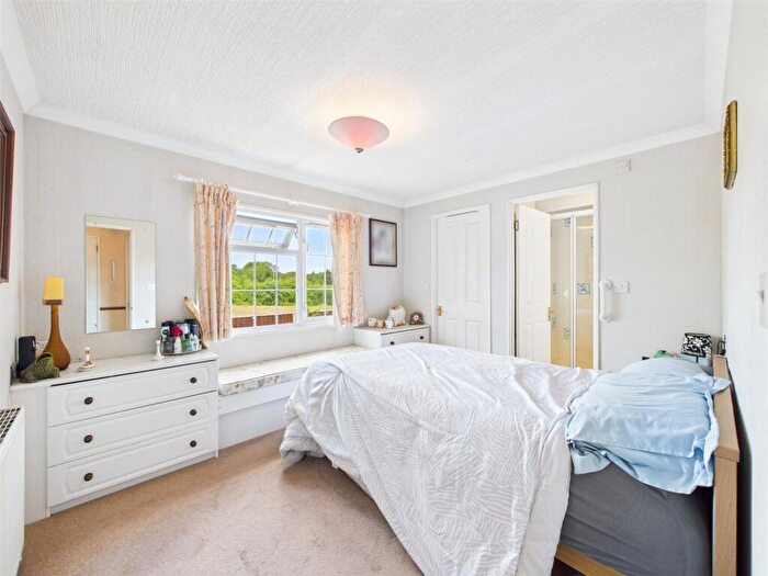 2 Bedroom Park Home For Sale In Bamfurlong Lane, Cheltenham, Gloucestershire, GL51