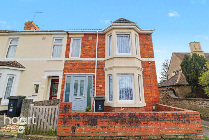 3 Bedroom End Of Terrace House For Sale In Morris Street, Swindon, SN2