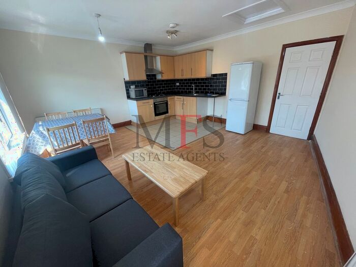 1 Bedroom Flat To Rent In Norwood Road, Southall, UB2