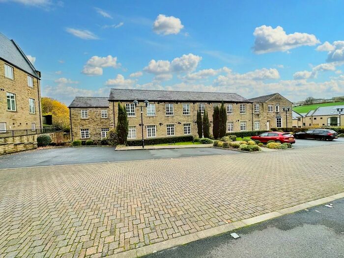 2 Bedroom Apartment To Rent In Whitley Willows, Addlecroft Lane, Lepton, HD8