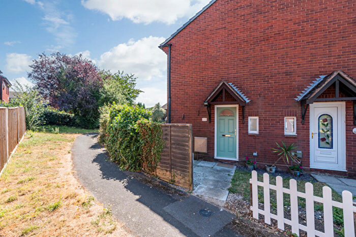 1 Bedroom Terraced House For Sale In Diligence Close, Bursledon, Hampshire, SO31