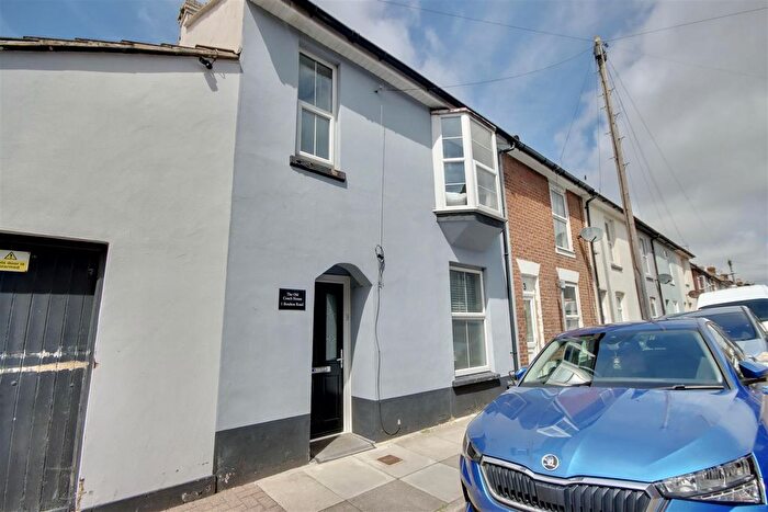 4 Bedroom End Terrace House For Sale In Boulton Road, Southsea, PO5