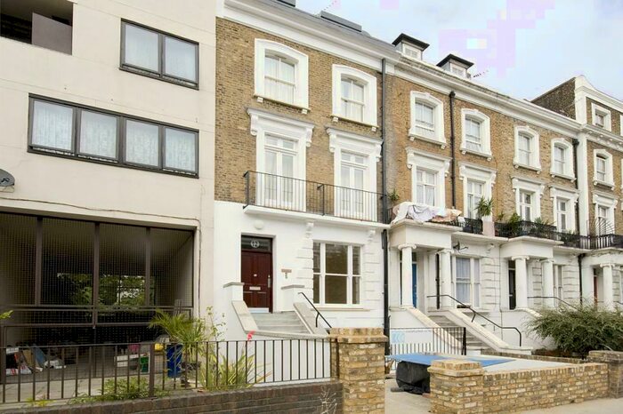 Flat To Rent In Gaisford Street, Kentish Town, London, NW5
