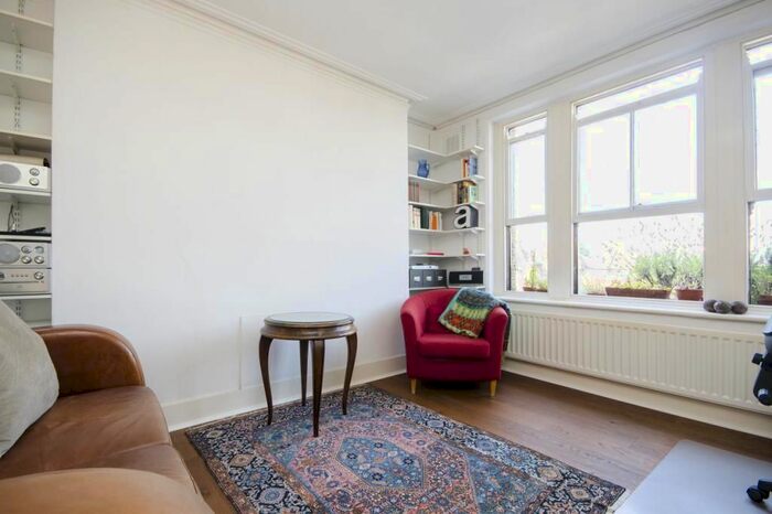 1 Bedroom Flat To Rent In Quested Court, Brett Road, London, E8