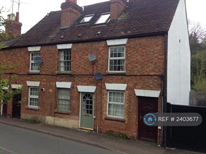 3 Bedroom Terraced House To Rent In Mitre Street, Buckingham, MK18